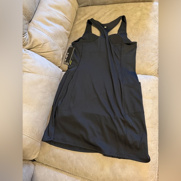 HIND Women’s Sport Athletic dress with short, pockets, Large - Picture 2 of 11